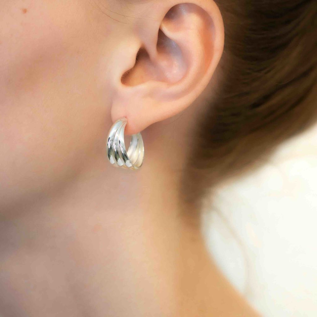 Scallop ear hoops in silver from Hasla Jewelry. Norwegian jewelry